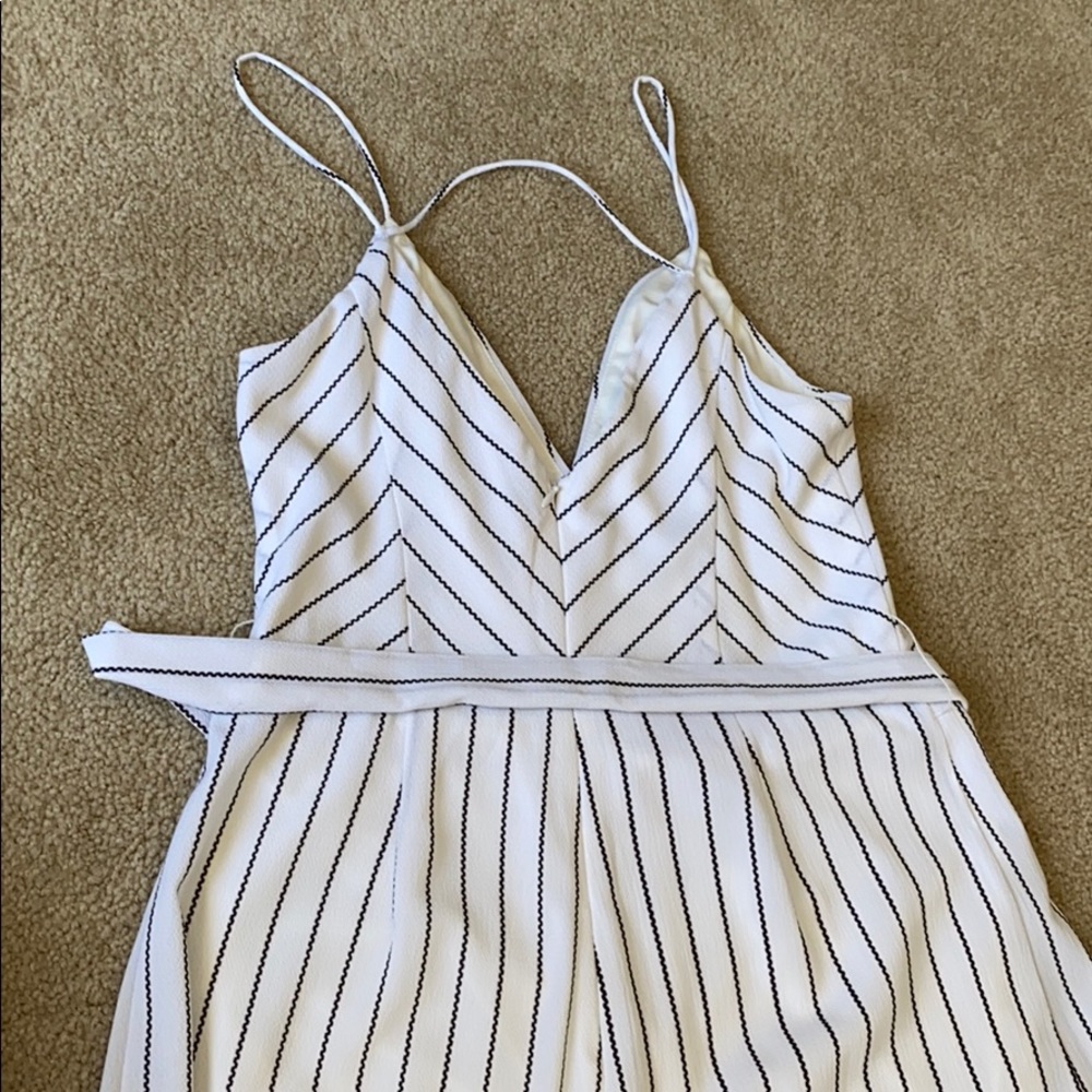 Jumpsuit - Picture 4 of 4